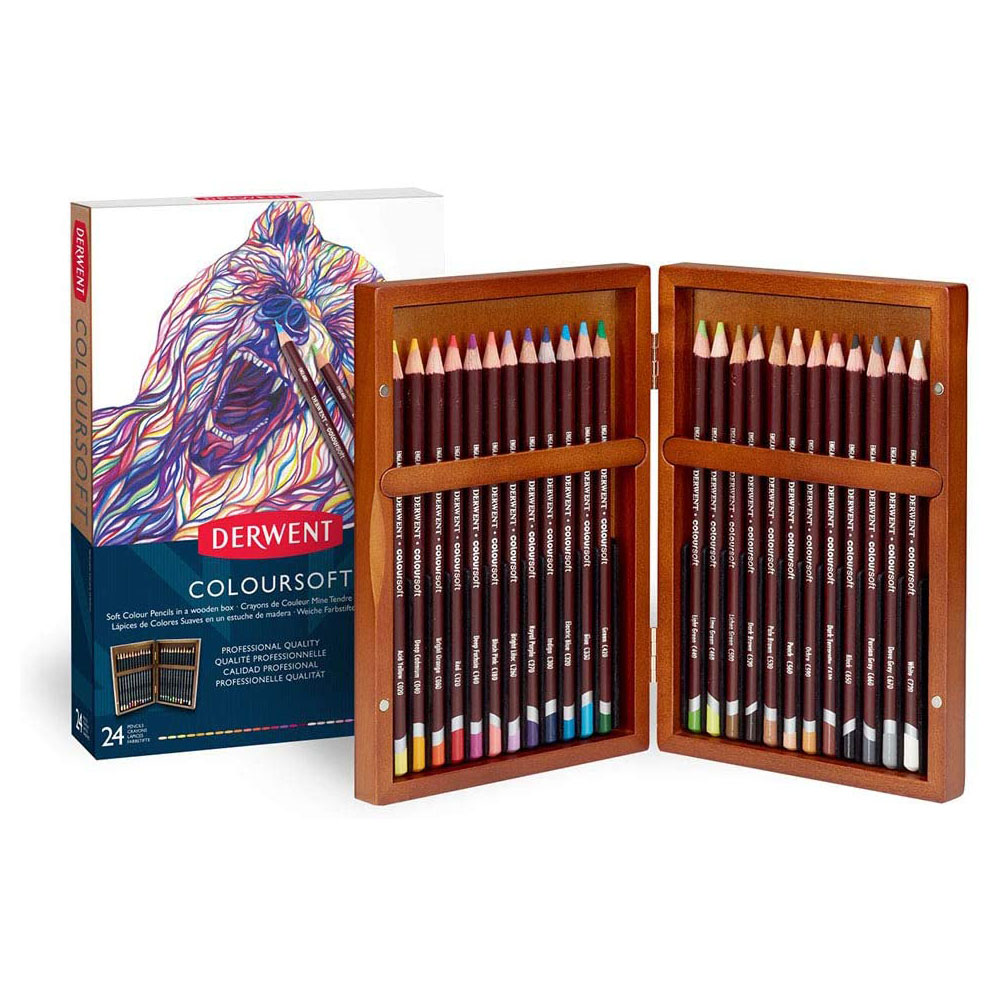 2300153 coloursoft 24 matite 1 ps foto di Matite colorate Derwent Coloursoft - scatola in legno d'acero - DERWENT